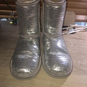 Ugg sequin boots size 3. Great condition!